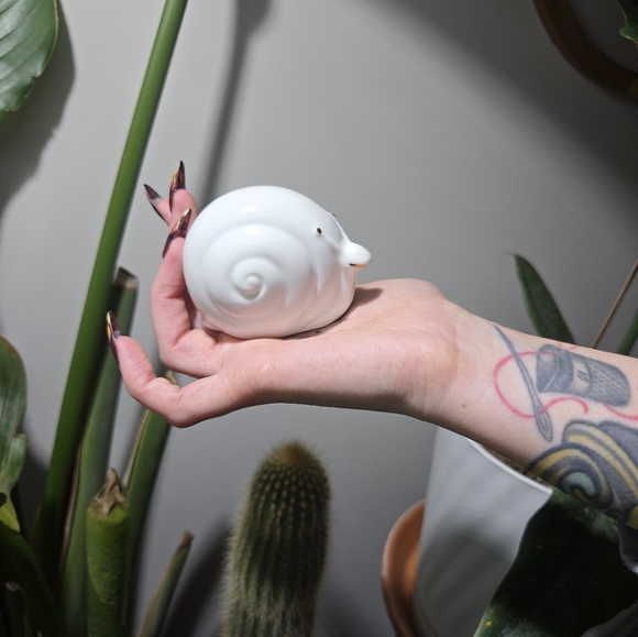 Vintage Other - Vintage Porcelain Snail Trinket Garden Shelf Decor